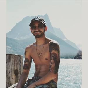 Meet your Posher, Lorenzo