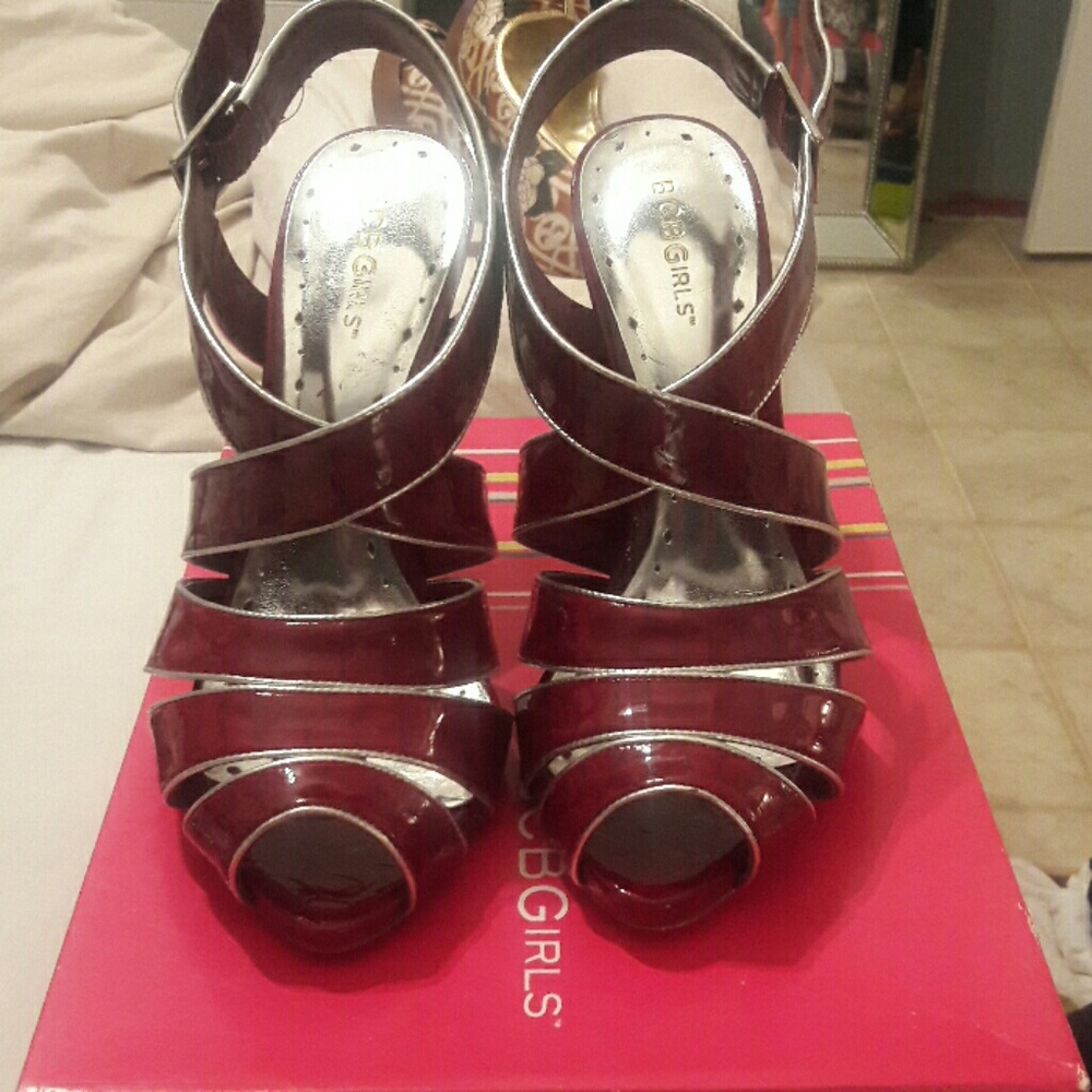 BCBG 4IN FAB Heels!!!