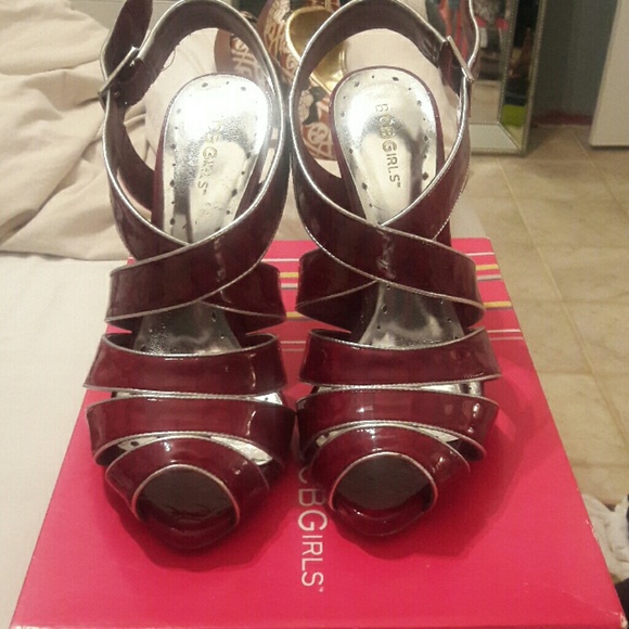 BCBG 4IN FAB Heels!!! - Picture 1 of 4