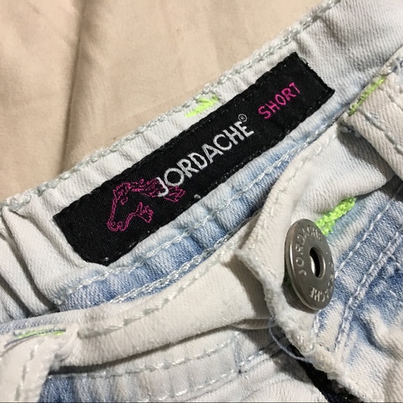 Kid shorts - Picture 2 of 4