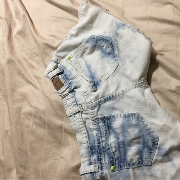 Kid shorts - Picture 3 of 4