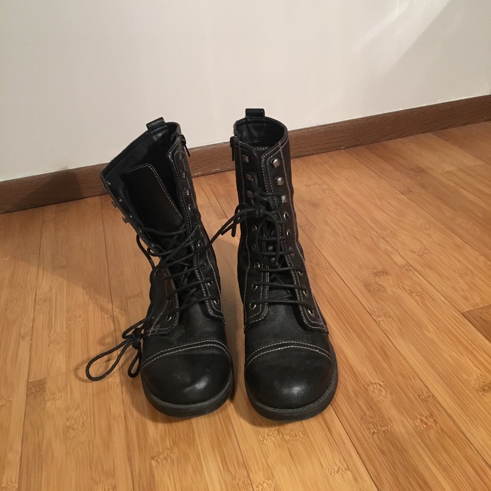 Women's combat boots size 8