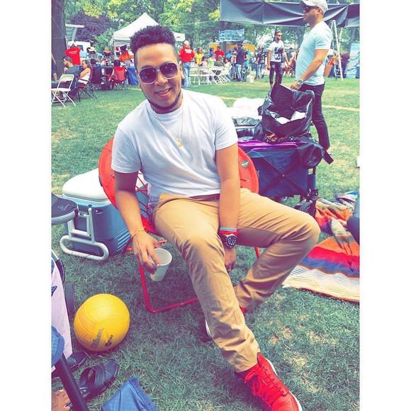 Meet your Posher, Neudy - Picture 1 of 1