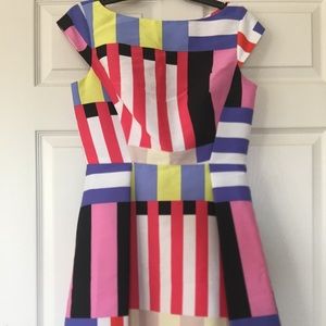 $448 Kate spade new fly a kite dress . Size 6