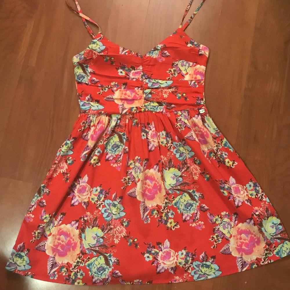 Roxy floral mini dress