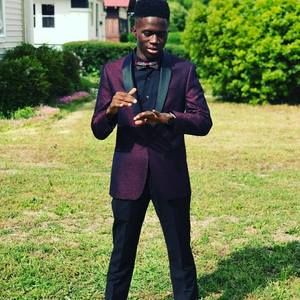Meet your Posher, Devin