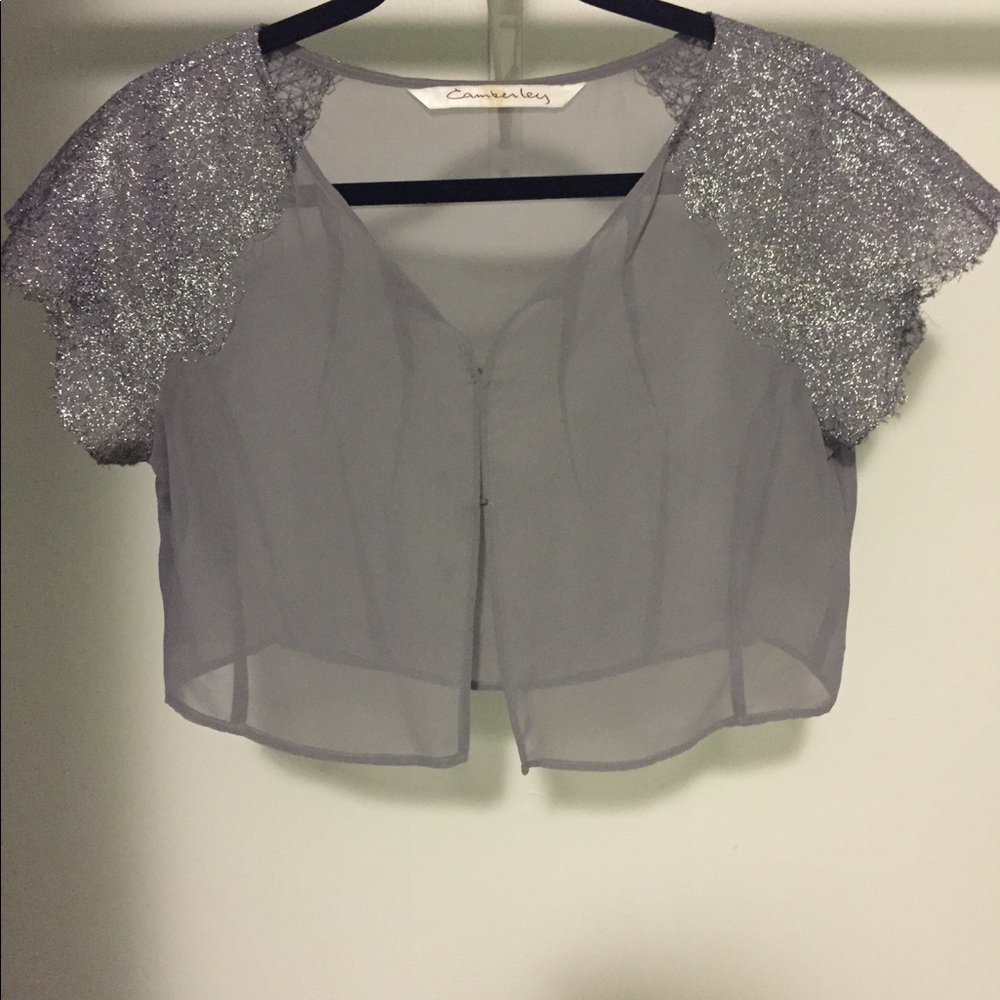 Camberly gray top, transparent w/ silver