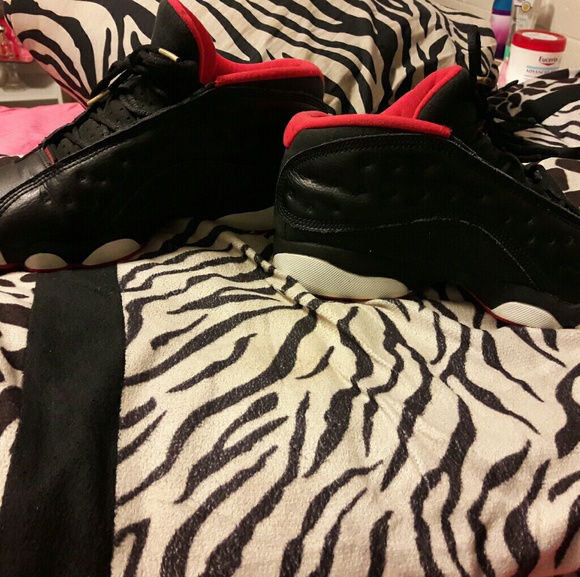 Jordan 13s 5.5y fit women 7 - Picture 2 of 2