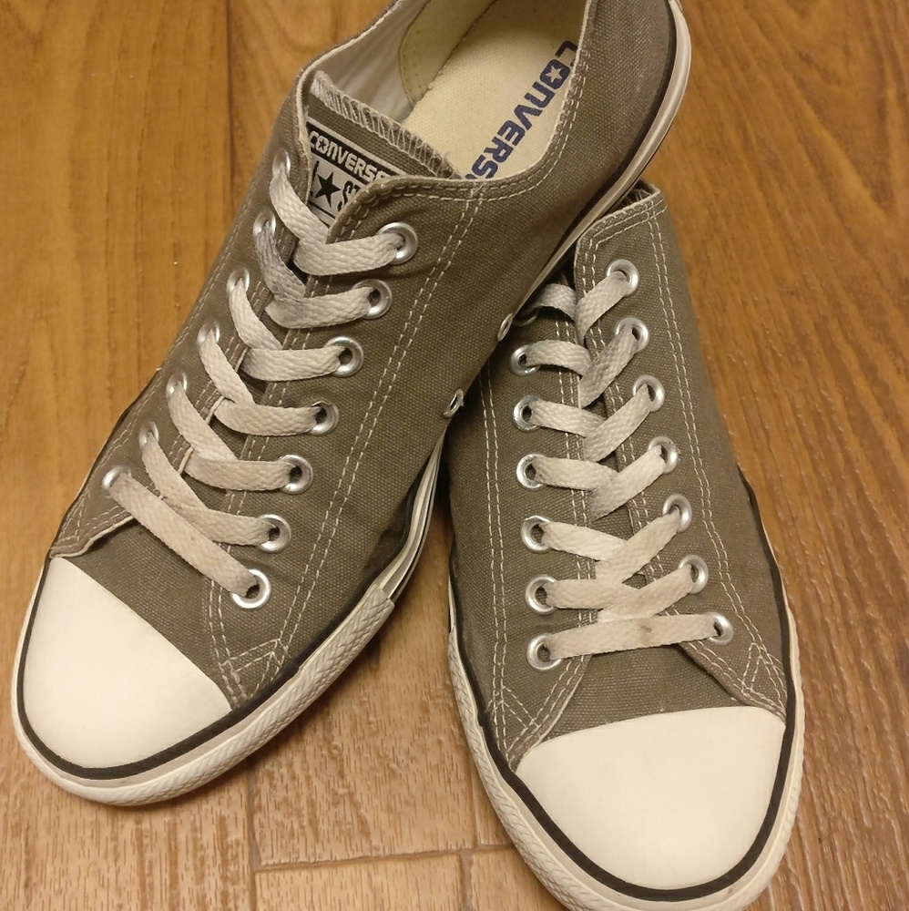 Grey Low Top Converse