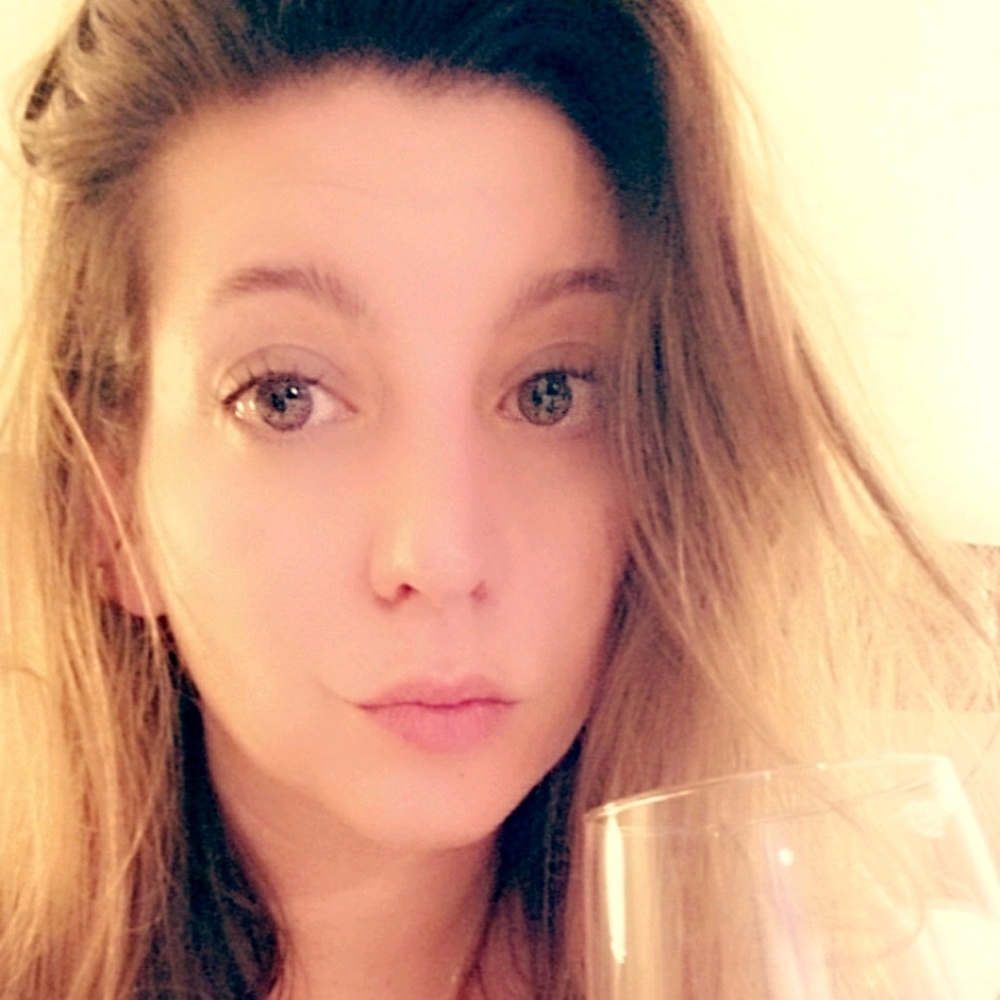 Meet your Posher, Janelle