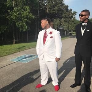 Meet your Posher, Doniven