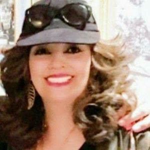 Meet your Posher, Connie