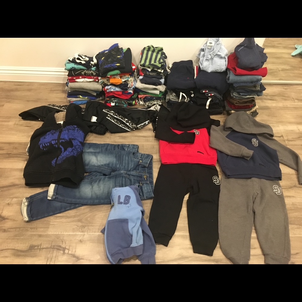 Baby clothing