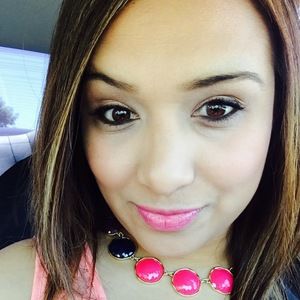 Meet your Posher, Monica