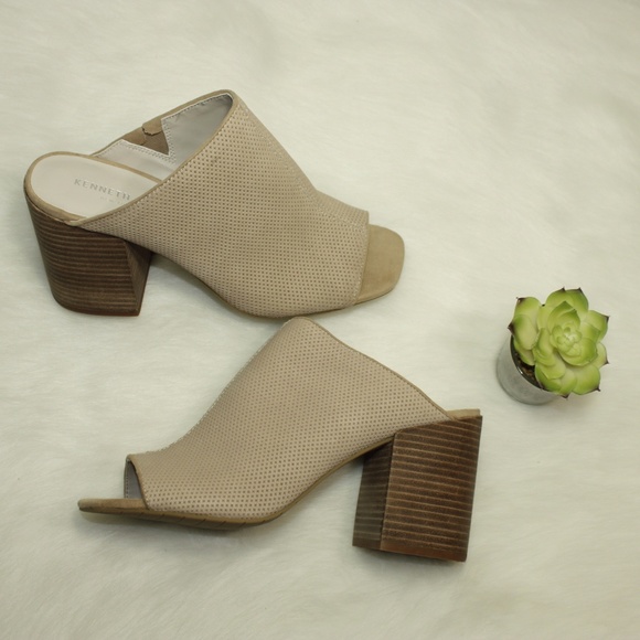 Kenneth Cole Shoes - Kenneth Cole Leather Kammie Slip On Mules Sz. 8.5