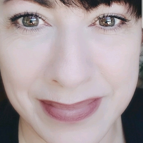 Meet your Posher, Monica - Picture 1 of 1