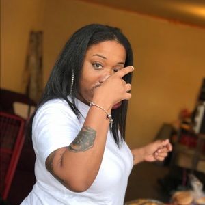 Meet your Posher, Helema