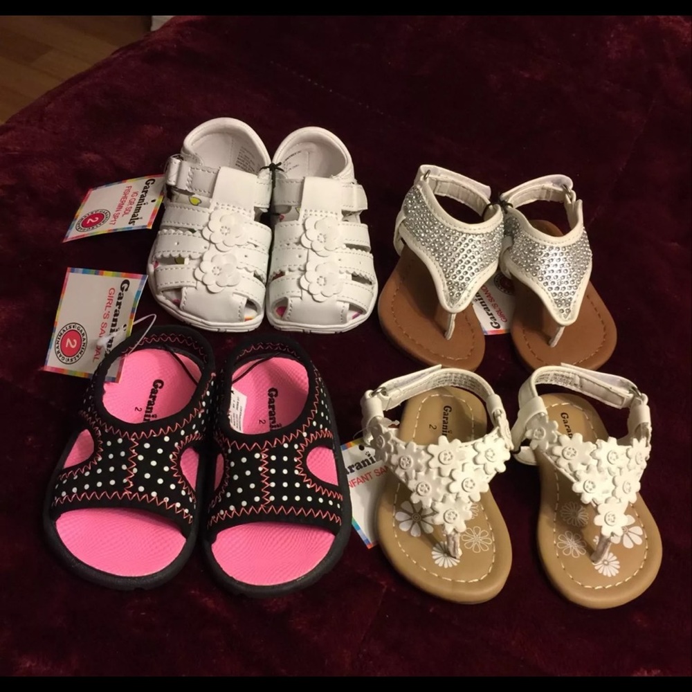 🌺4 New Pairs Infants Sandal & Shoes Sz: 2 🌺