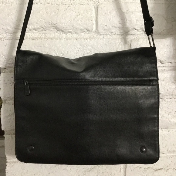 perry ellis messenger bag