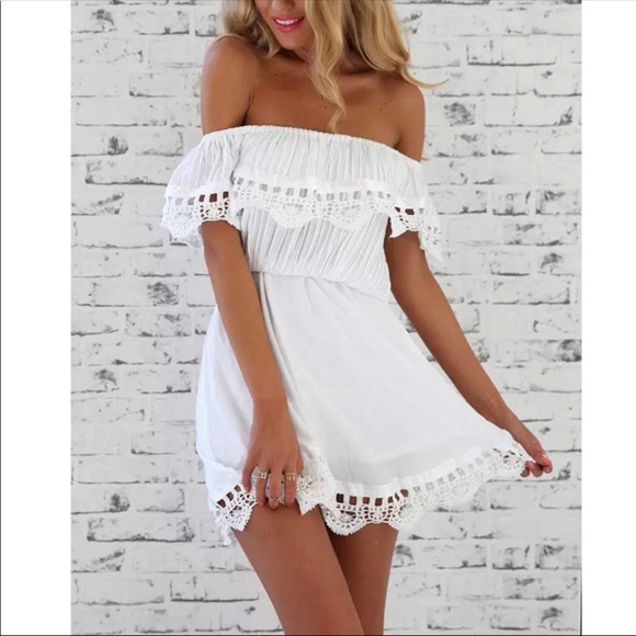 Dresses & Skirts - Off the shoulder mini Lace summer beach dress