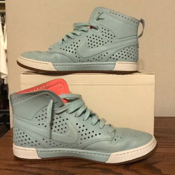 Nike Shoes - Nike RARE!!!!Air Royal Mid Lite VT NRG, Women's 10