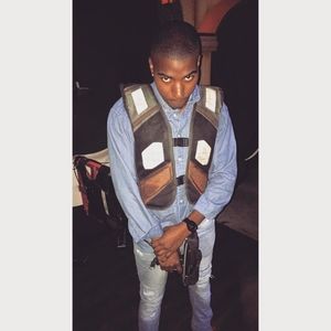 Meet your Posher, Devin