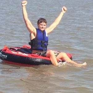 Meet your Posher, Derek