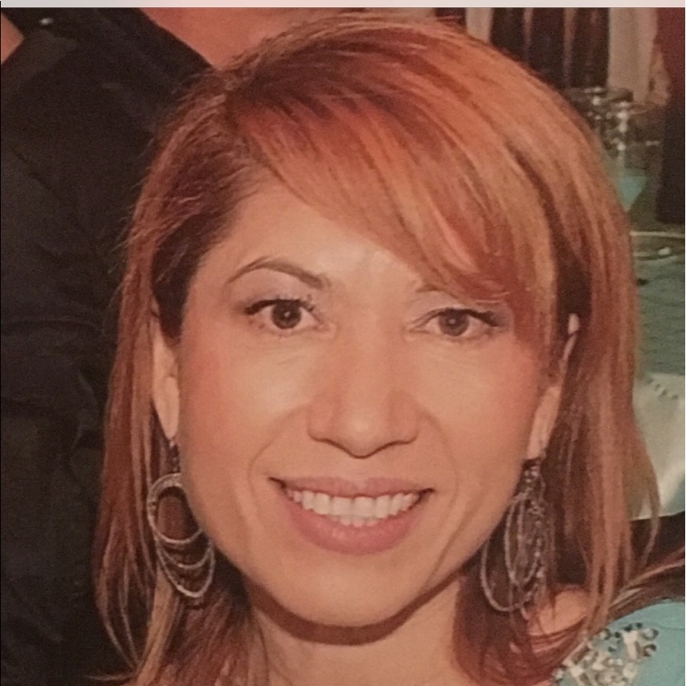 Meet your Posher, Elvira