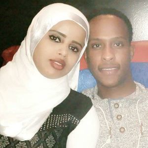 Meet your Posher, Hussein