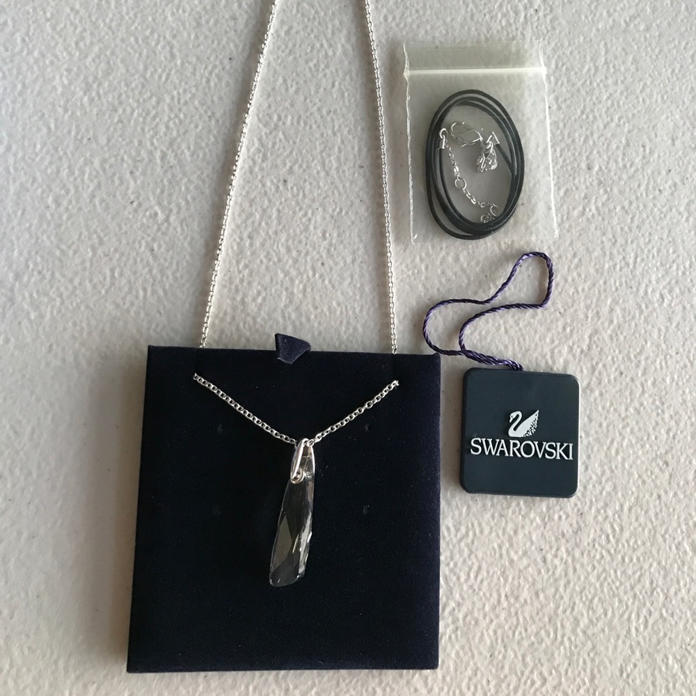 Swarovski crystal pendant necklace
