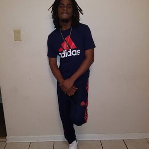 Meet your Posher, Troy