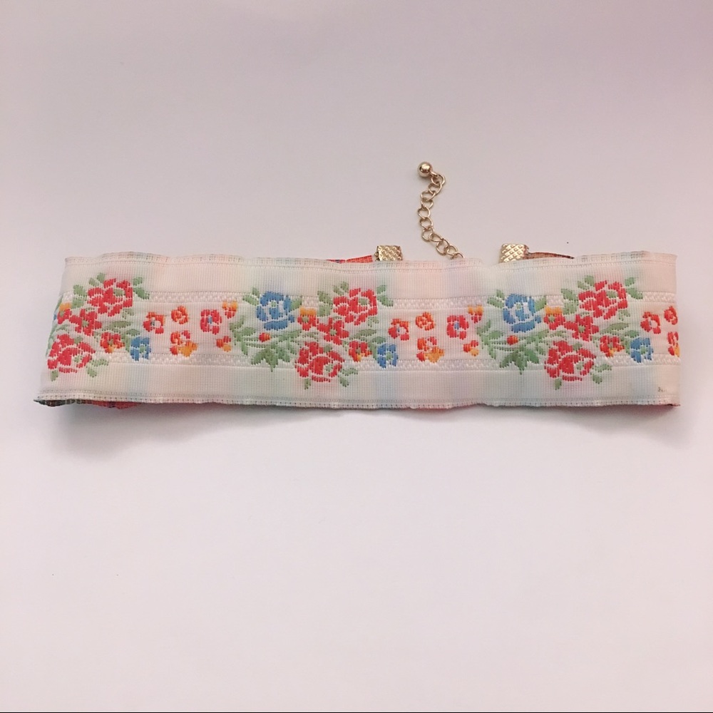 🎁Embroidery chocker🎁 - Picture 2 of 3