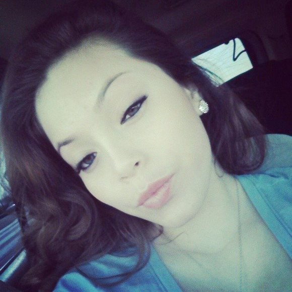 Meet your Posher, Yajaira - Picture 1 of 1