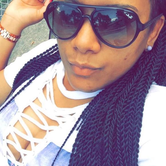 Meet your Posher, Sandra - Picture 1 of 1