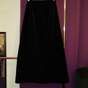 ABERCROMBIE& FITCH VINTAGE VELVET SKIRT