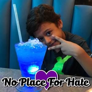 Meet your Posher, Dennis