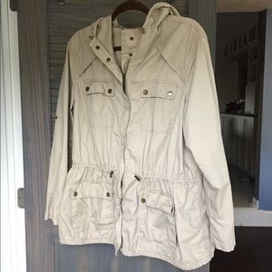 Lightweight Khaki w/ adjustable waist & sleeves