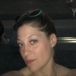 Meet your Posher, Kristin