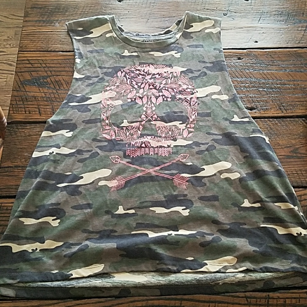 Empire camo skull tank
