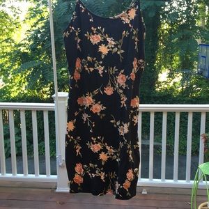 Bodycon dress with flowers
