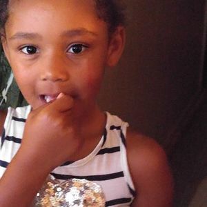 Meet your Posher, Debra