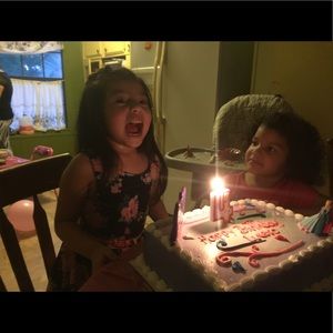 Meet your Posher, Adan