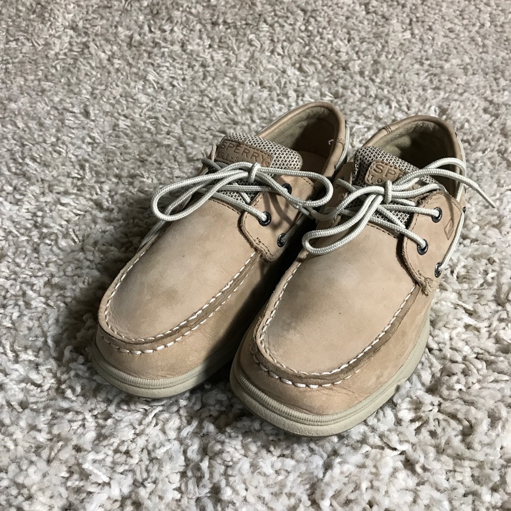 Sperry Top sider boat shoes, W 5 1/2.