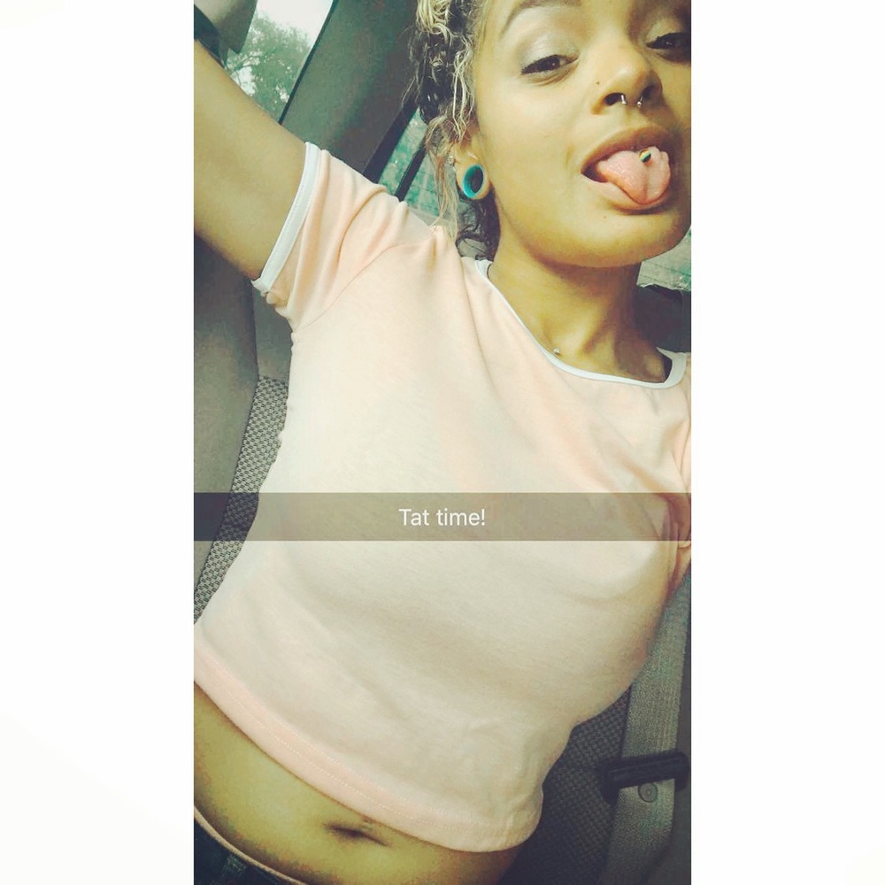 Meet your Posher, Destony