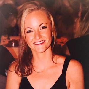 Meet your Posher, Chanel