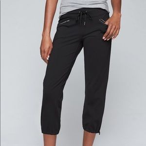 Athleta Metro Slouch Capri