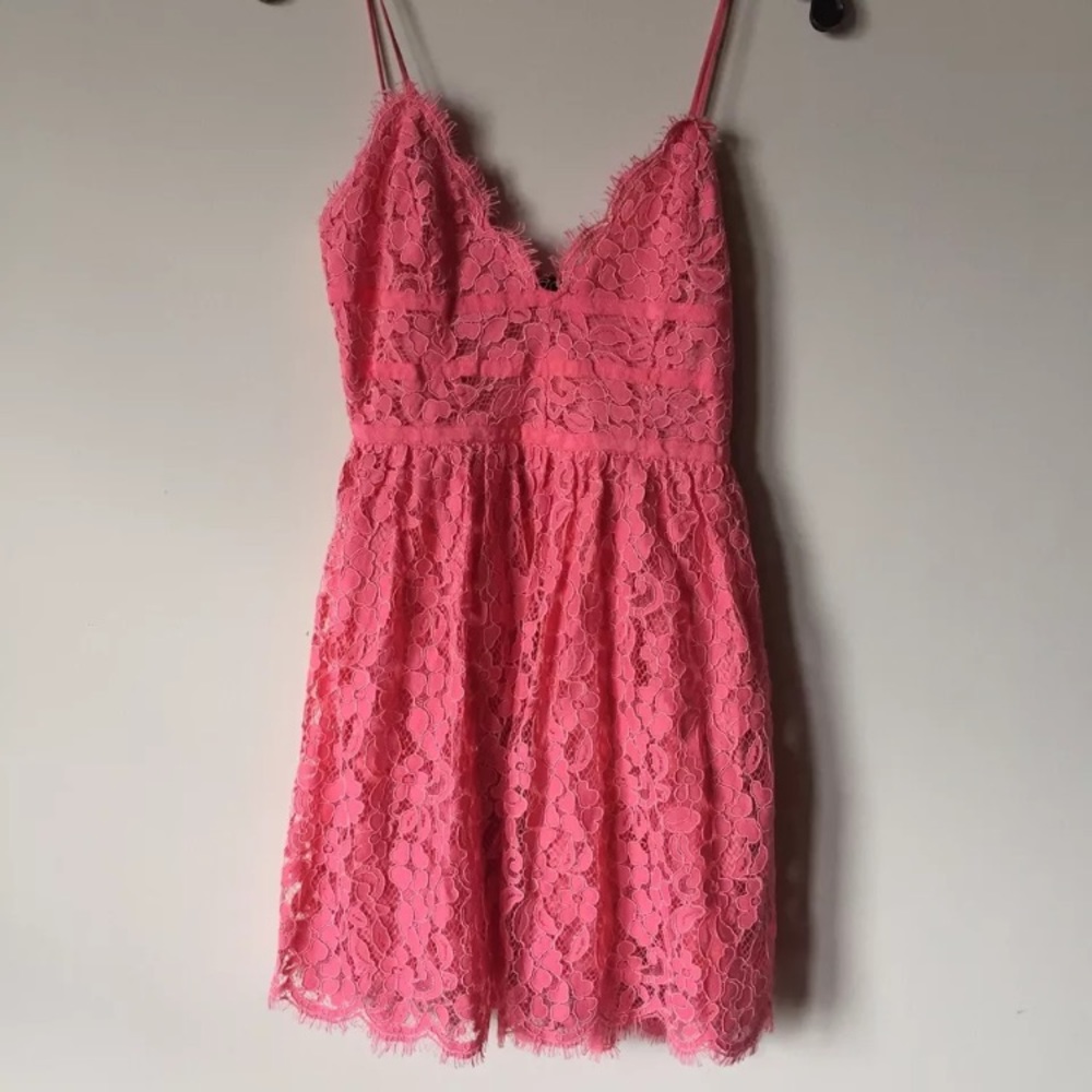 NBD new with tag Give It Up pink lace dress