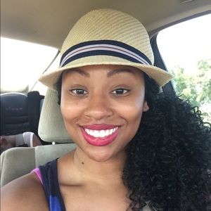 Meet your Posher, Tiffany