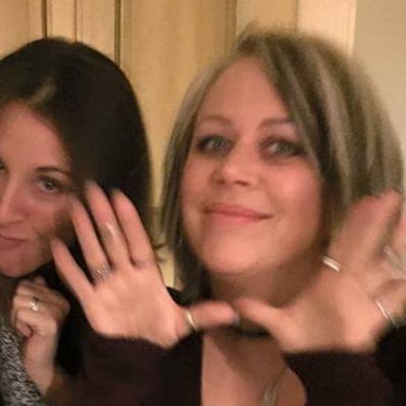 Meet your Posher, Denise - Picture 1 of 1