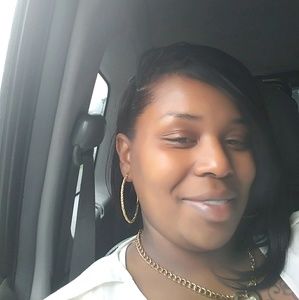 Meet your Posher, Jacqueline